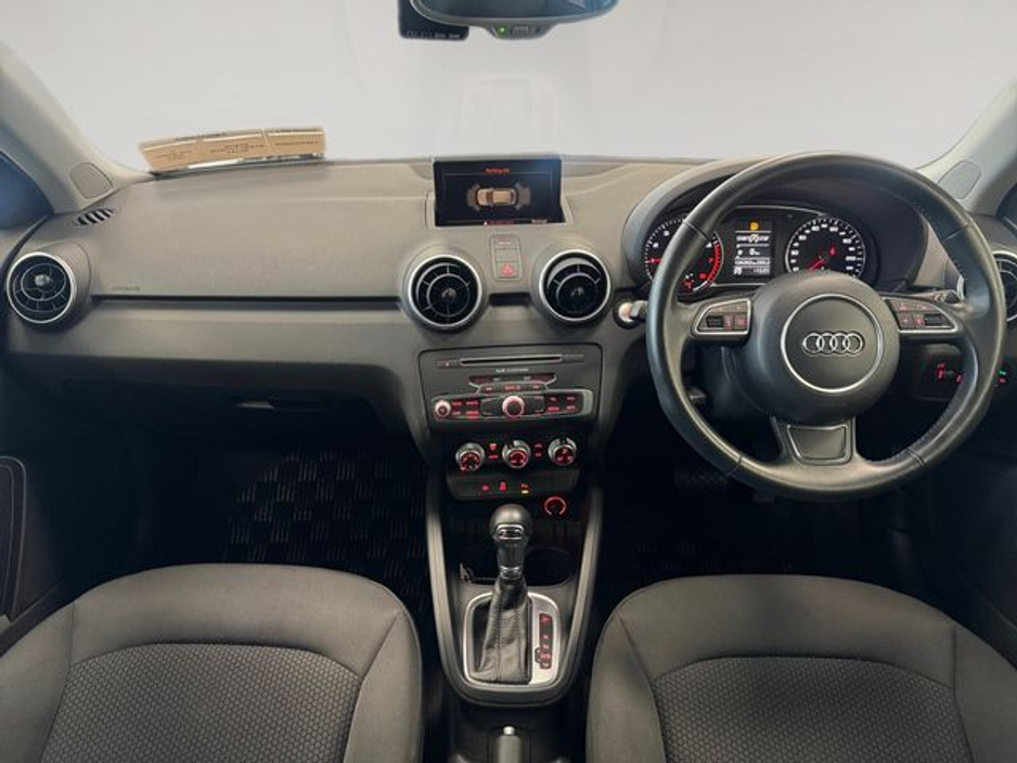2016 Audi A1 - image 15