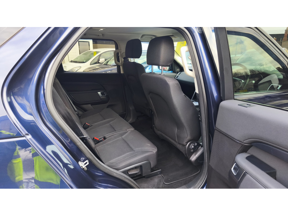 2018 Land Rover Discovery Automatic AA Approved 1 Year Warranty €24,950