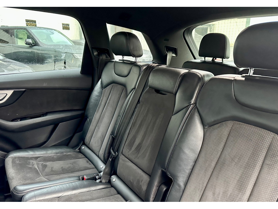 2017 Audi Q7 3.0 TDI S LINE QUATTRO 268BHP €35,950