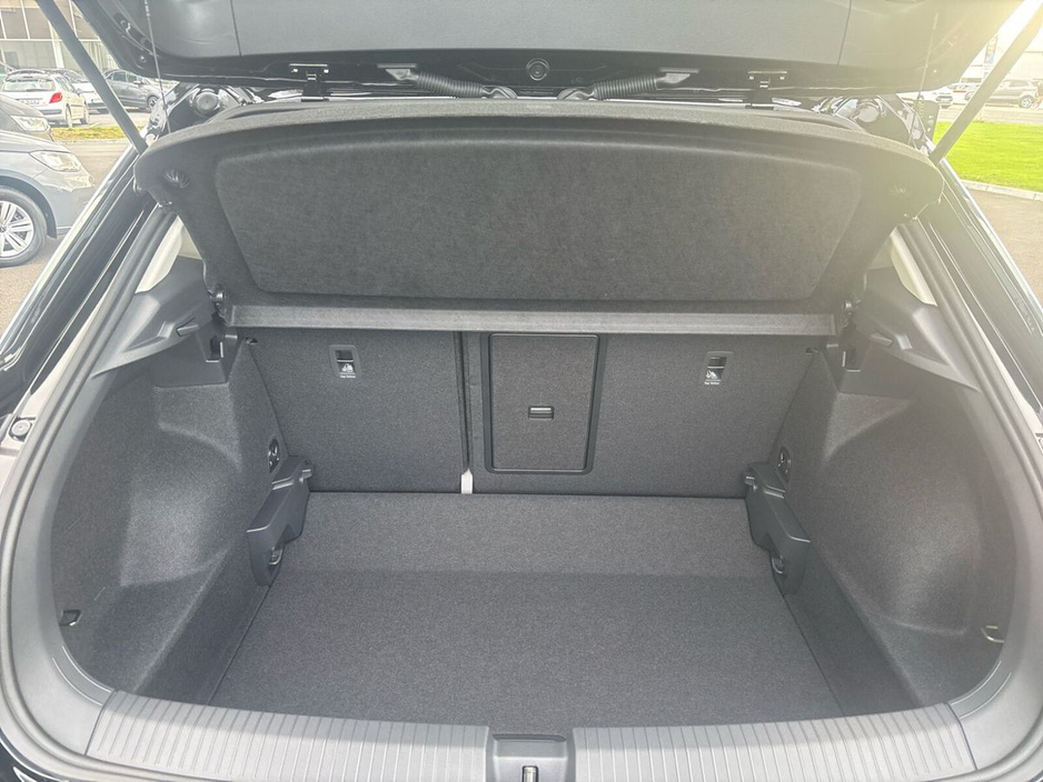 2026 Volkswagen T-Roc EDITION 75 2.0TDI M6F 116HP €40,184