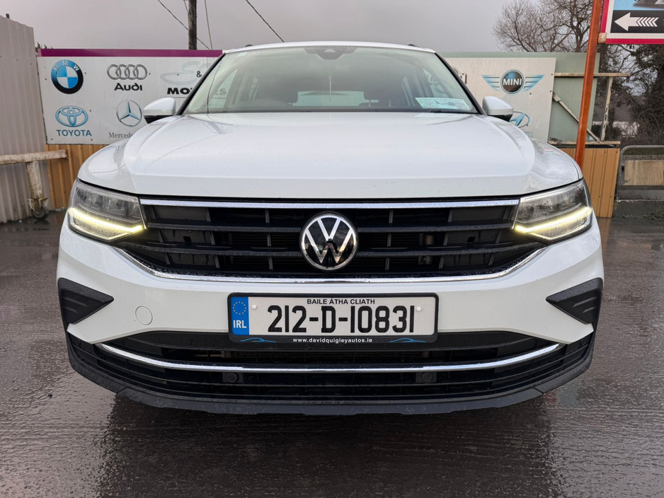 2021 Volkswagen Tiguan LIFE 2.0 TDI MANUAL 6SPEED FWD 122BHP 5 5DR €26,800