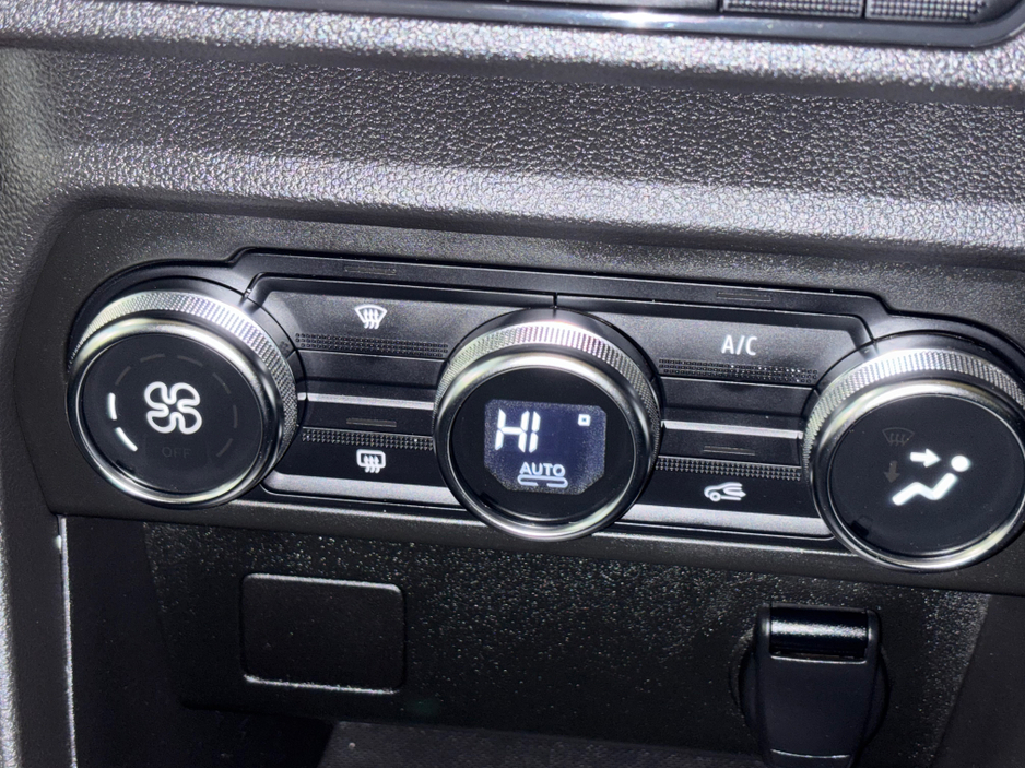 2023 Dacia Jogger COMFORT TCE 110 5DR 7 seater €16,999