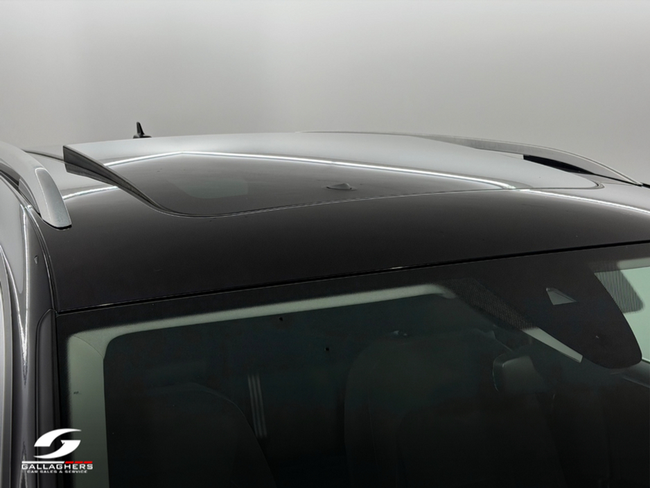 2019 Volkswagen Tiguan - image 10