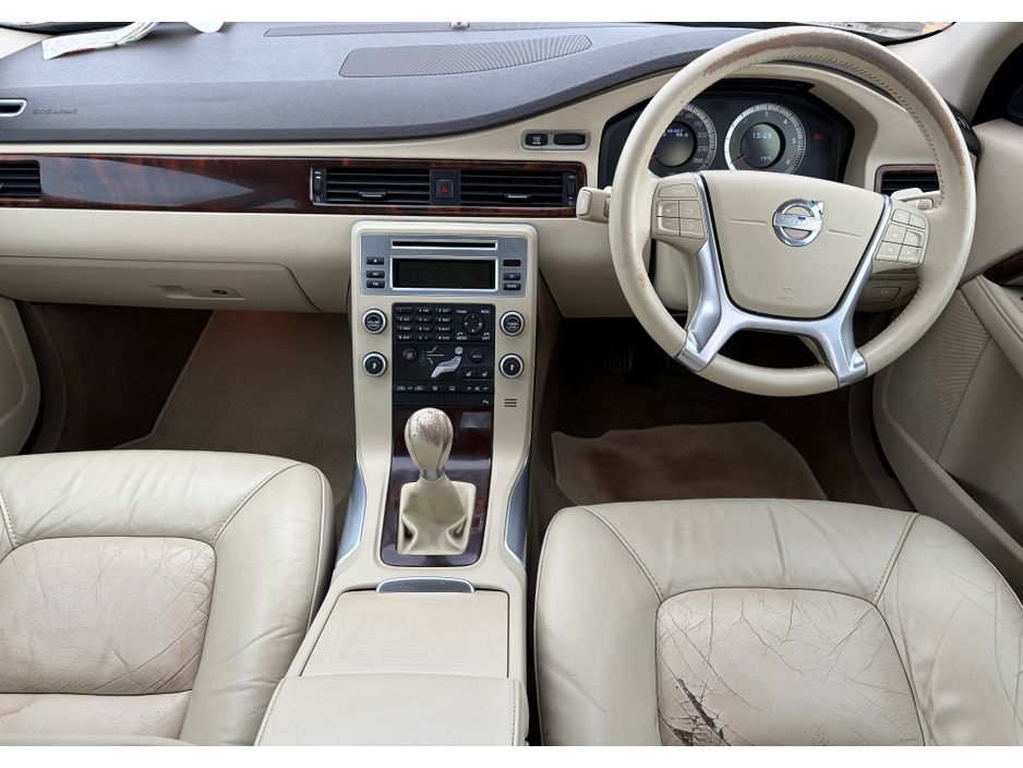 2011 Volvo S80 - image 7