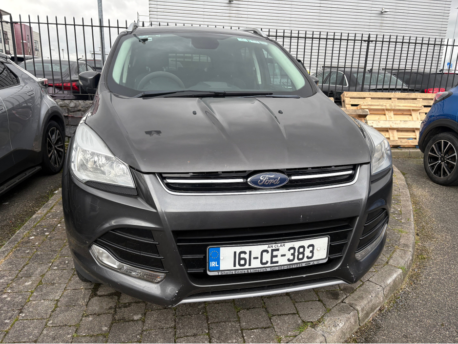 2016 Ford Kuga - image 2