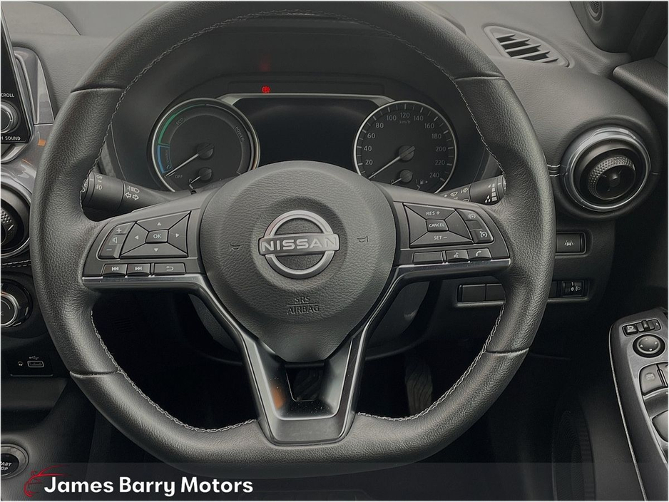 2024 Nissan Juke - image 15