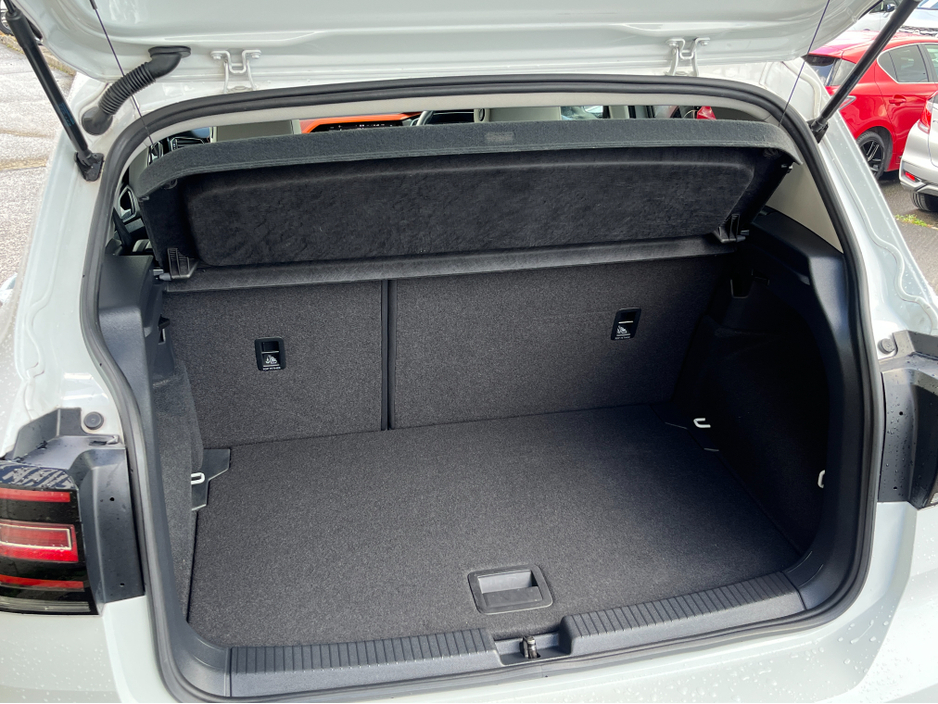 2020 Volkswagen T-Cross - image 8