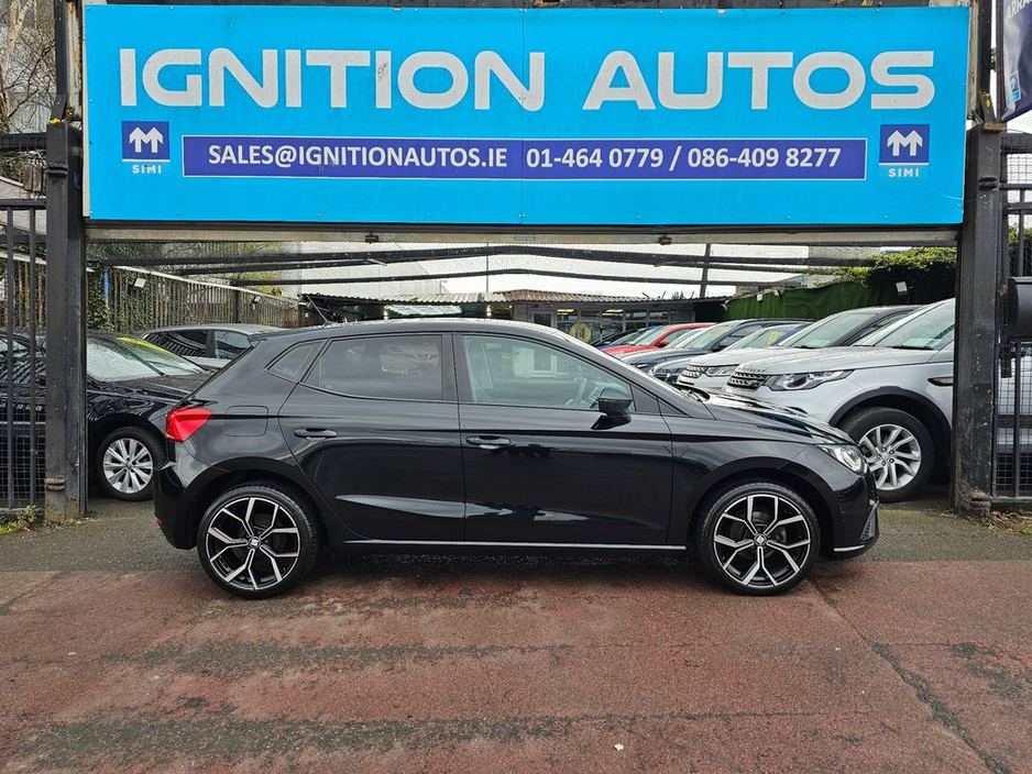 2019 SEAT Ibiza - image 2