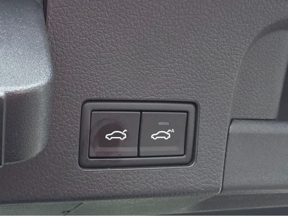 2019 Volkswagen Arteon 2.0 TSI 4 MOTION 280BHP VIRTUAL DASH FULL LEATHER HEATED ELECTRIC SEATS SAT NAV CARPLAY ANDROID AUTO BLIND SPORT PARKING SENSORS SELF PARKING ASSIST 360 CAMERA €30,950