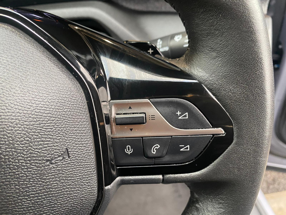 2023 Peugeot 408 - image 21