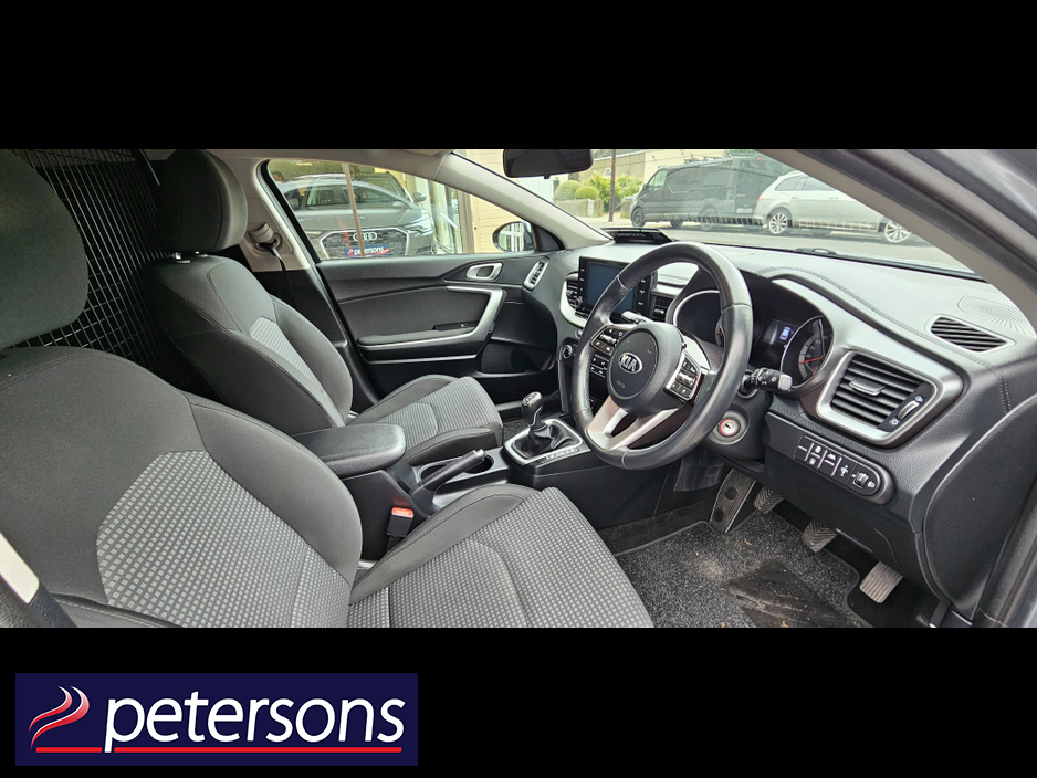 2021 Kia Ceed - image 12