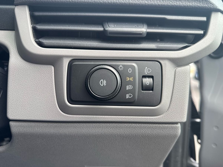 2025 Volkswagen Transporter  €33,475