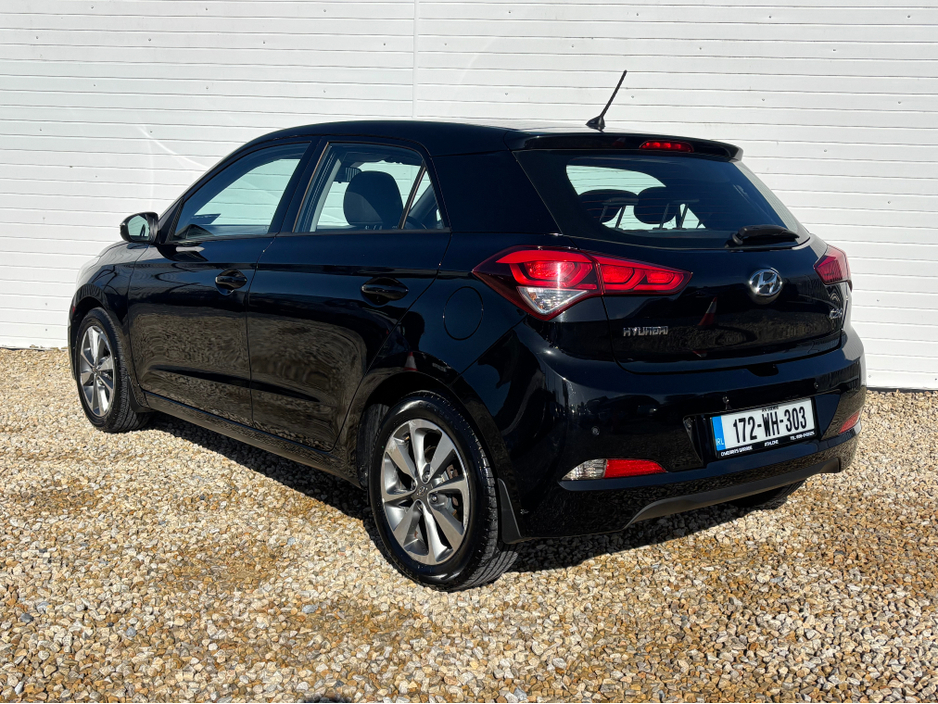 2017 Hyundai i20 - image 7