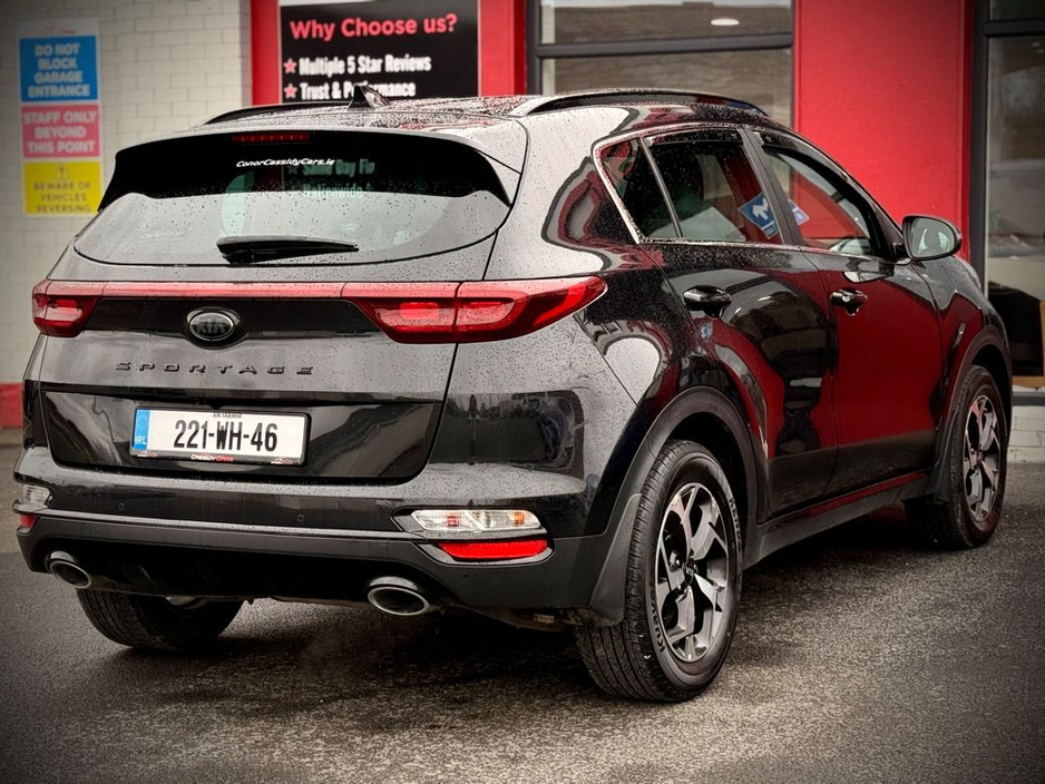 2022 Kia Sportage - image 7