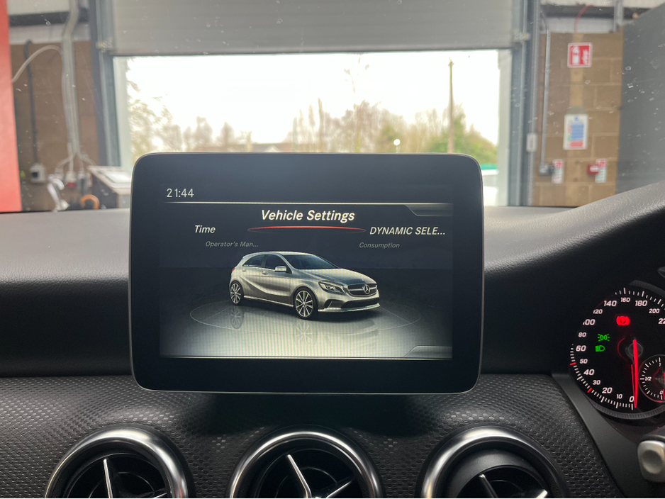 2018 Mercedes-Benz A Class €19950 2018 MERCEDES-BENZ A180 AMG STYLE 1.6 AUTOMATIC / CRUISE CONTROL / REVERSE CAMERA / ELECTRIC MEMORY & HEATED SEATS / PADDLE SHIFTERS €19,950