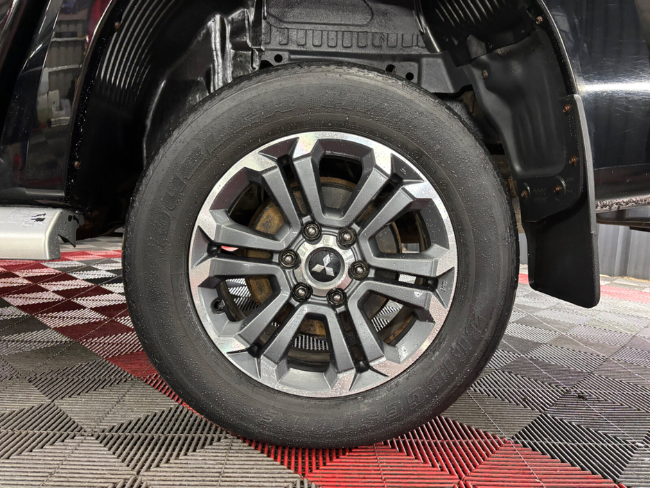 2021 Mitsubishi L200 - image 18