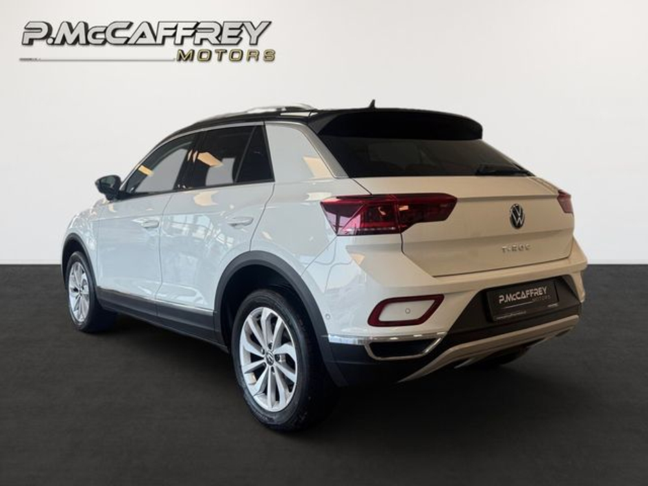 2022 Volkswagen T-Roc - image 7