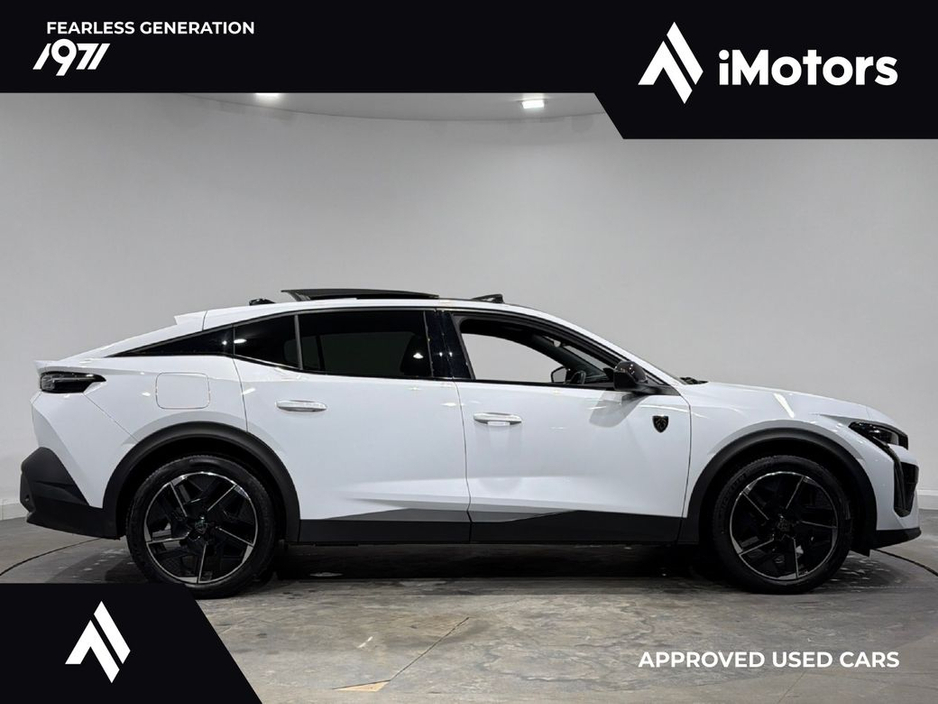 2024 Peugeot 408 - image 2