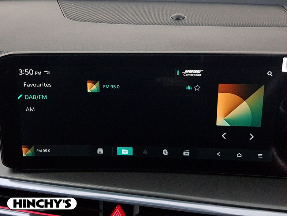 2025 Kia Sorento - image 14