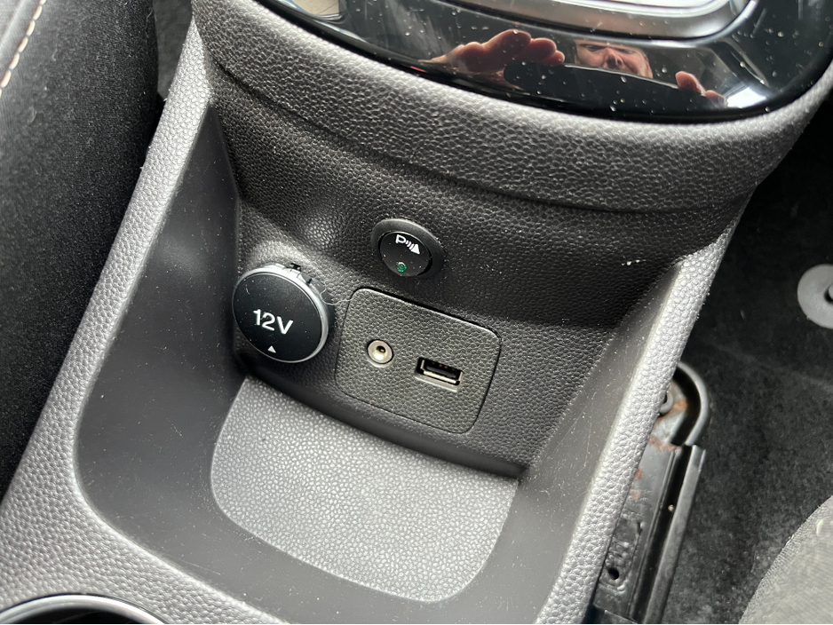 2016 Ford Fiesta - image 15