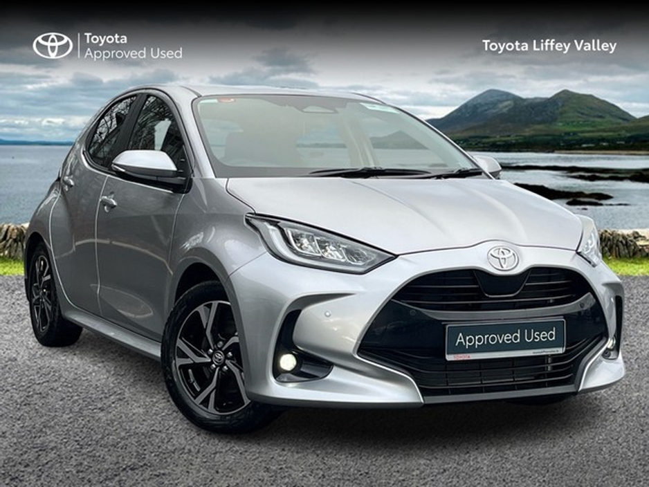 2025 Toyota Yaris Yaris Hybrid 115 L-SPORT €28,950