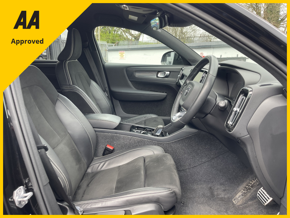 2021 Volvo XC40 R-DESIGN T4 RECHARGE FREE DELIVERY €32,750