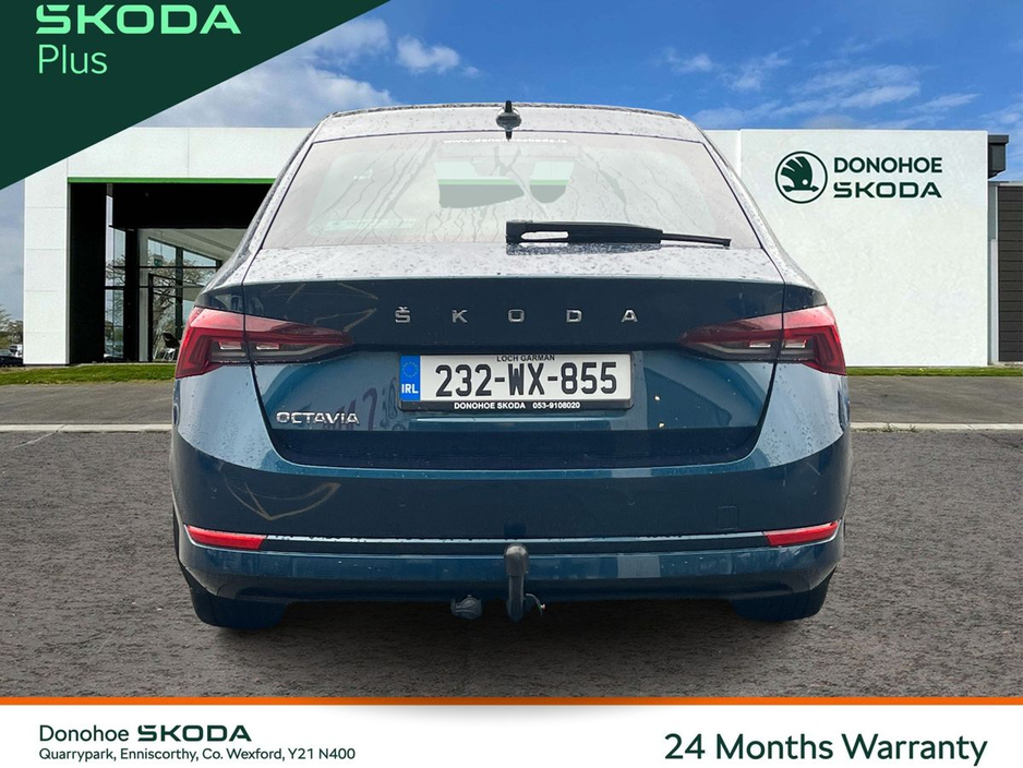 2023 Skoda Octavia - image 12