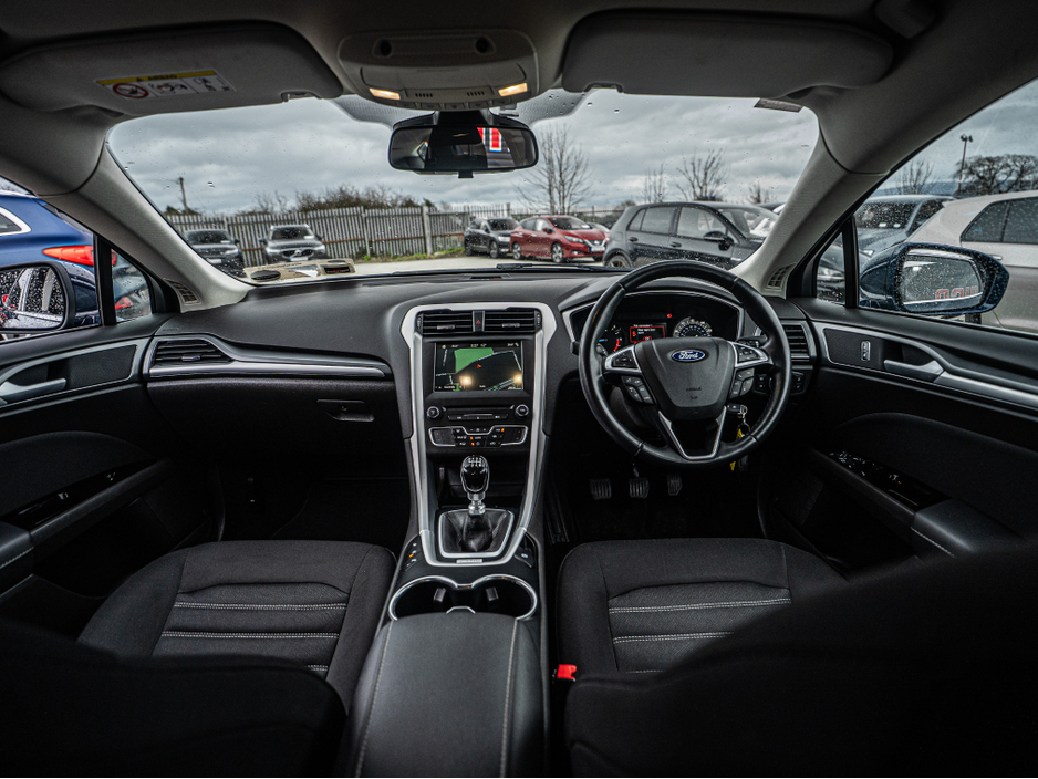 2018 Ford Mondeo - image 6