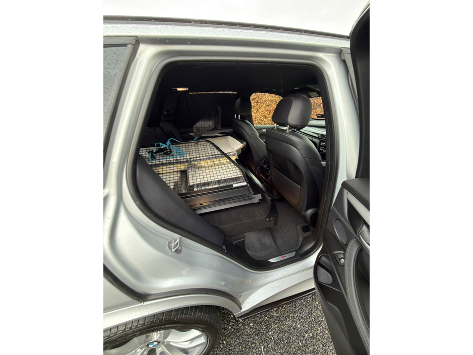 2018 BMW X5 - image 18