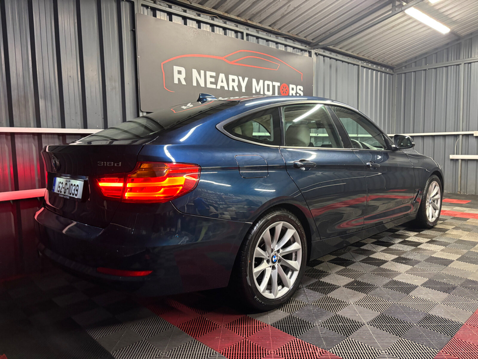 2015 BMW 3 Series 318d SE €10,950
