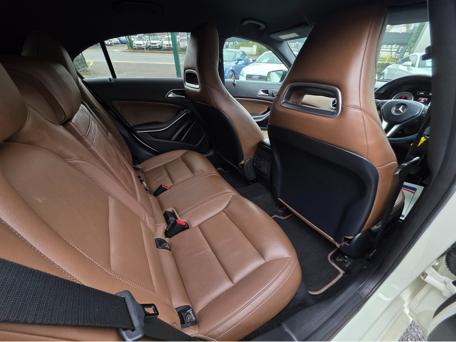 2013 Mercedes-Benz A Class - image 9