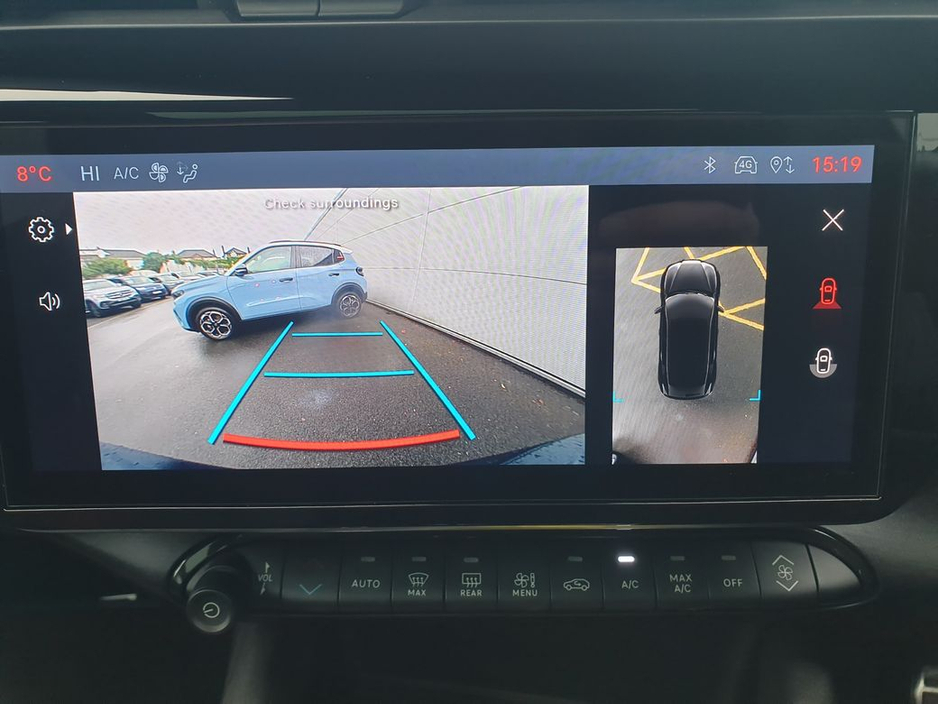 2025 Alfa Romeo Junior Ibrida 1.2(136bhp) MHEV, Premium+Tech+Sunroof+18" Alloys €39,995