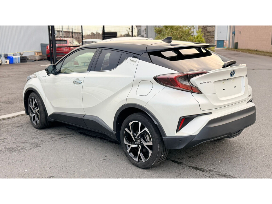 2018 Toyota C-HR 1.8 HYBRID SPORT €21,499