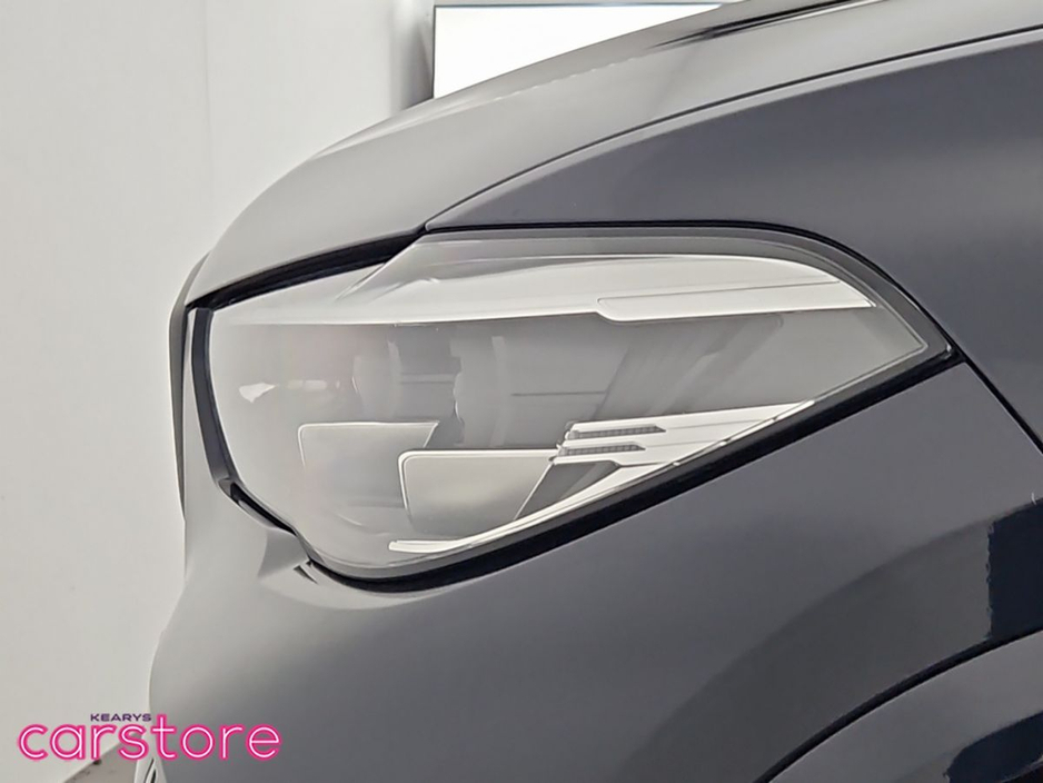 2023 BMW X5 xDrive45e M Sport Pro €64,880