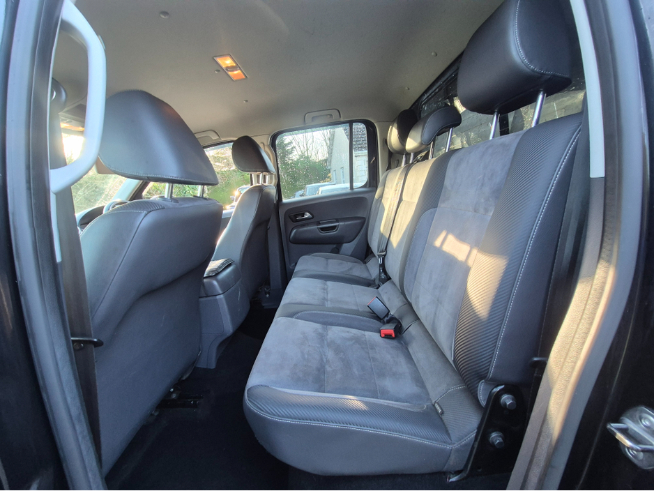 2014 Volkswagen Amarok 2.0 TDI DARK LABEL 4M S €18,995
