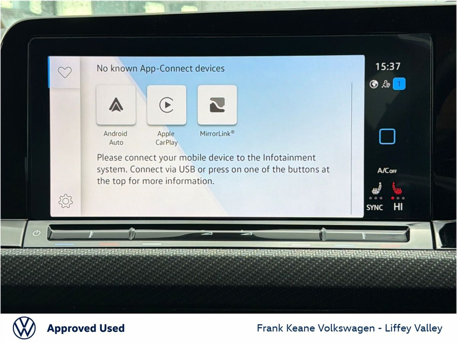 2021 Volkswagen Golf - image 14