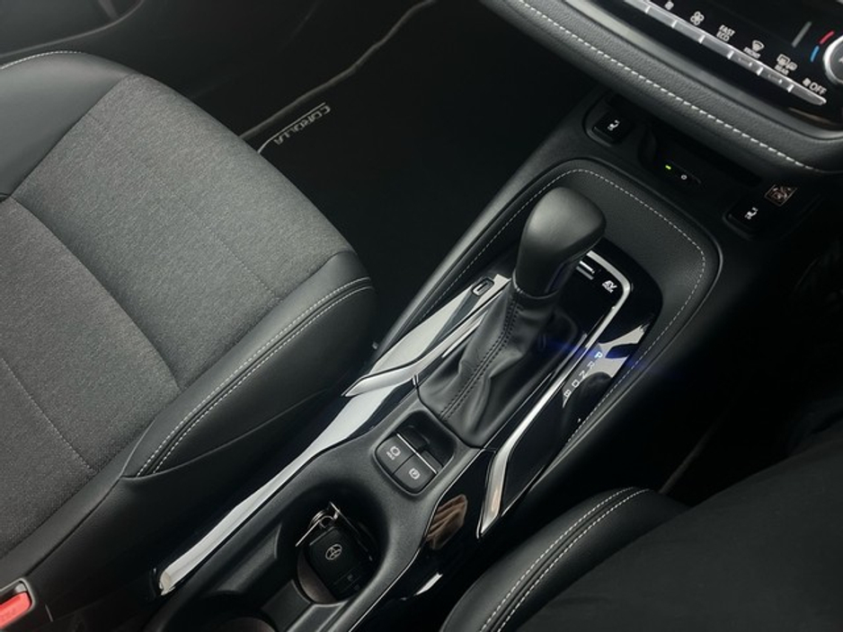 2025 Toyota Corolla HYBRID SOL T/S €36,950