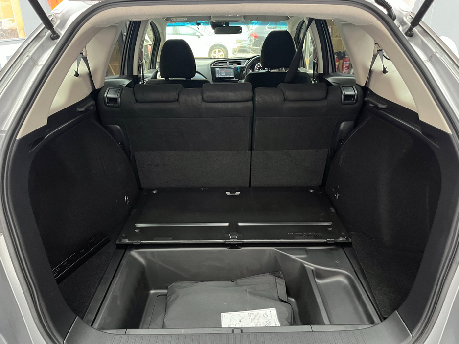 2022 Honda Shuttle €17950 2022 HONDA SHUTTLE HYBRID SENSING 1.5 AUTOMATIC / CRUISE CONTROL / REVERSE CAMERA AND MORE €17,950