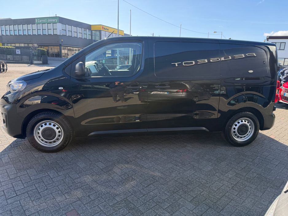 2024 Peugeot Expert - image 7