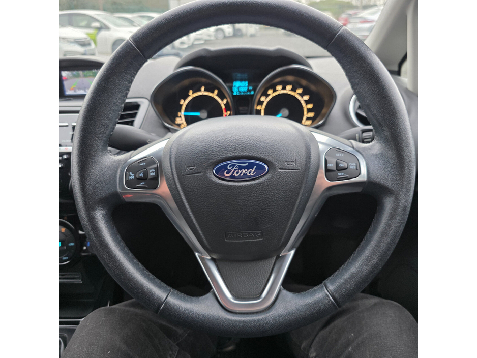 2016 Ford Fiesta 1.25 82PS Titanium €10,450