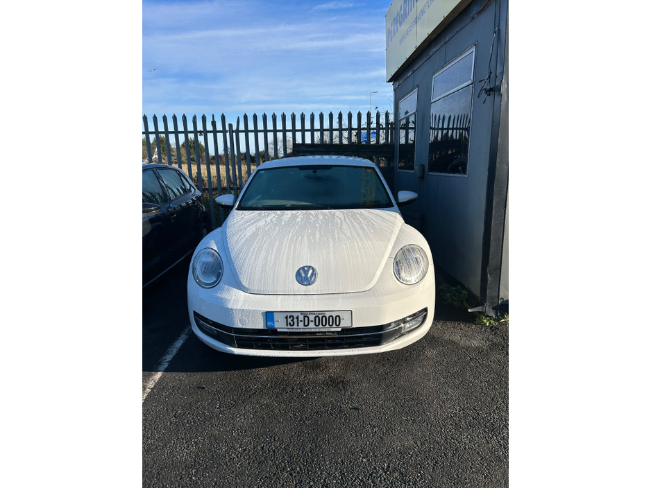 2013 Volkswagen Beetle  €10,950