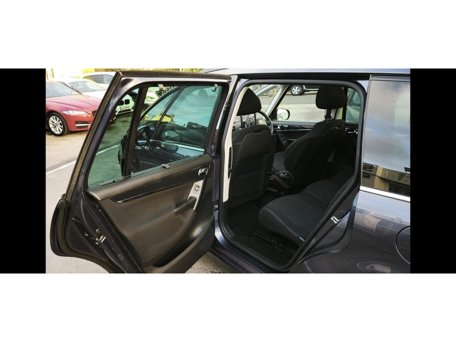 2013 Citroen Grand C4 Picasso - image 14