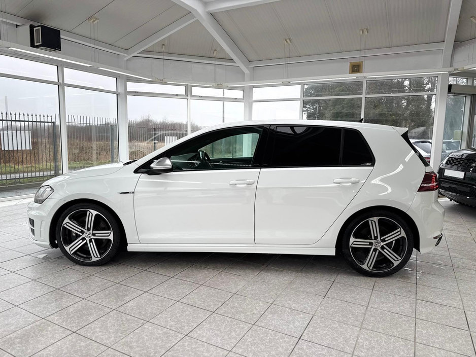 2016 Volkswagen Golf R 4MOTION 2.0 TSI AUTO €26,950