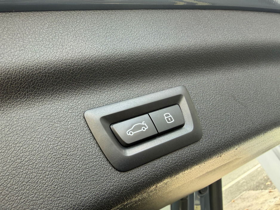 2023 BMW X1 - image 32