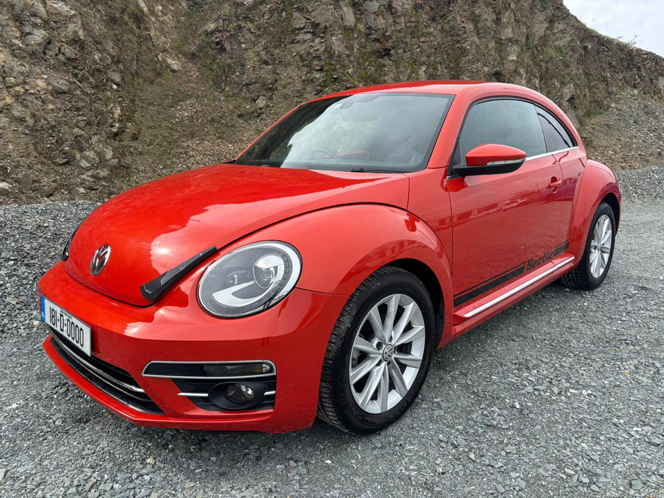 2018 Volkswagen Beetle - image 6