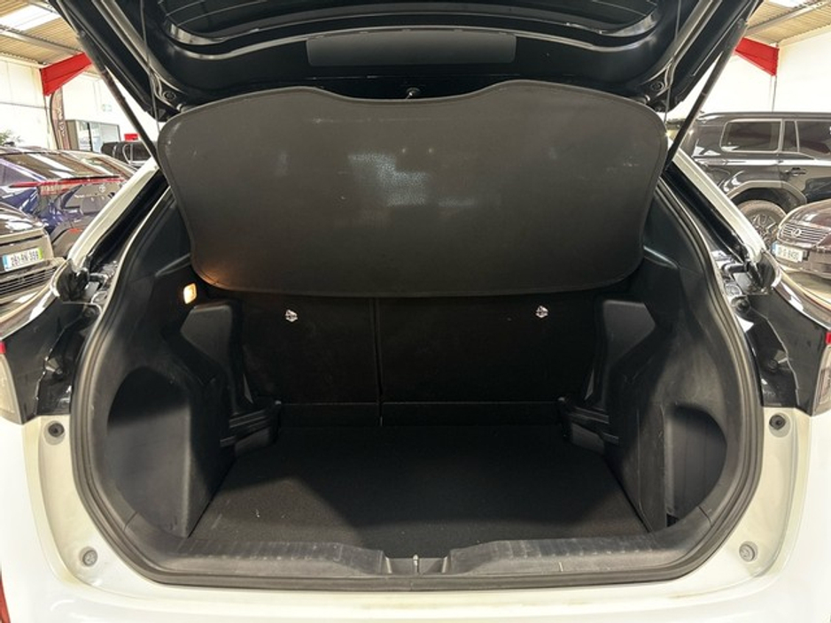 2023 Toyota Yaris Cross LUNA SPORT HYBRID AUTO €29,950