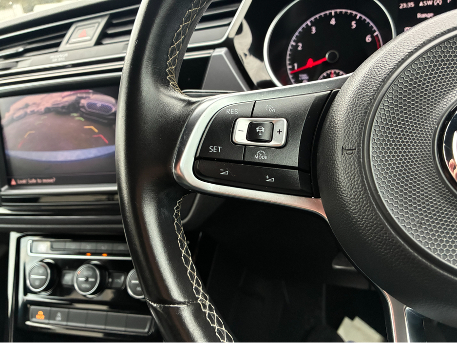 2016 Volkswagen Touran ( 162 REG R-LINE EDITION 1.4 TSI AUTO 7 SEATER CARPLAY ANDROID AUTO  LARGE TOUCH SCREEN -  SPECIALISING IN IMPORTS OF GERMAN AUTOMATIC HI SPEC €18,500