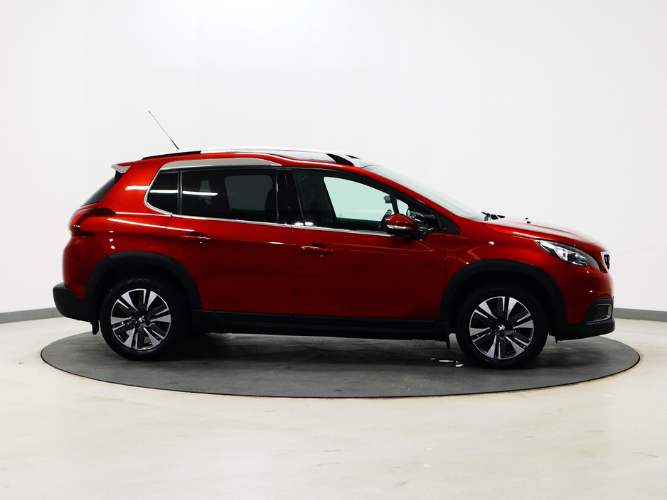 2018 Peugeot 2008 - image 2