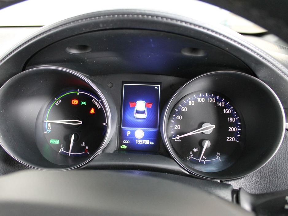 2019 Toyota C-HR - image 12