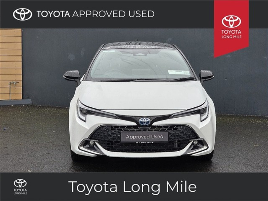 2025 Toyota Corolla 1.8 Hybrid Luna Sport 5dr €33,949